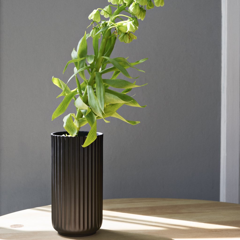 Lyngby Vase schwarz Porzellan