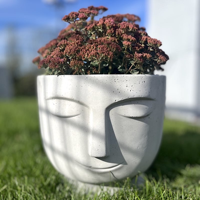 Beton Blumentopf Gesicht MANFRED Höhe 34 cm